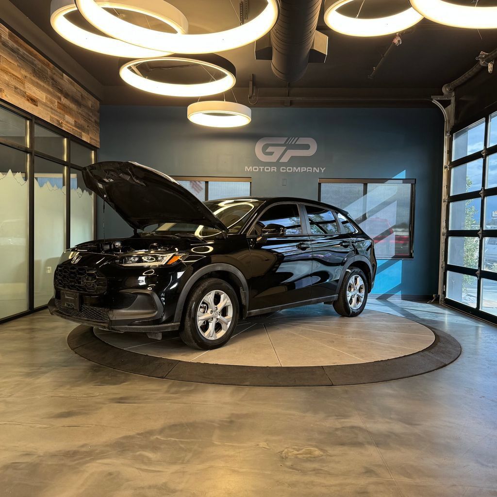 Used 2024 Honda HR-V LX image 25