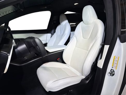 Used 2022 Tesla Model X Plaid AWD/4WD image 9