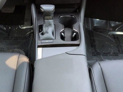 Used 2025 Lexus ES 350 w/ Premium Package FWD image 20