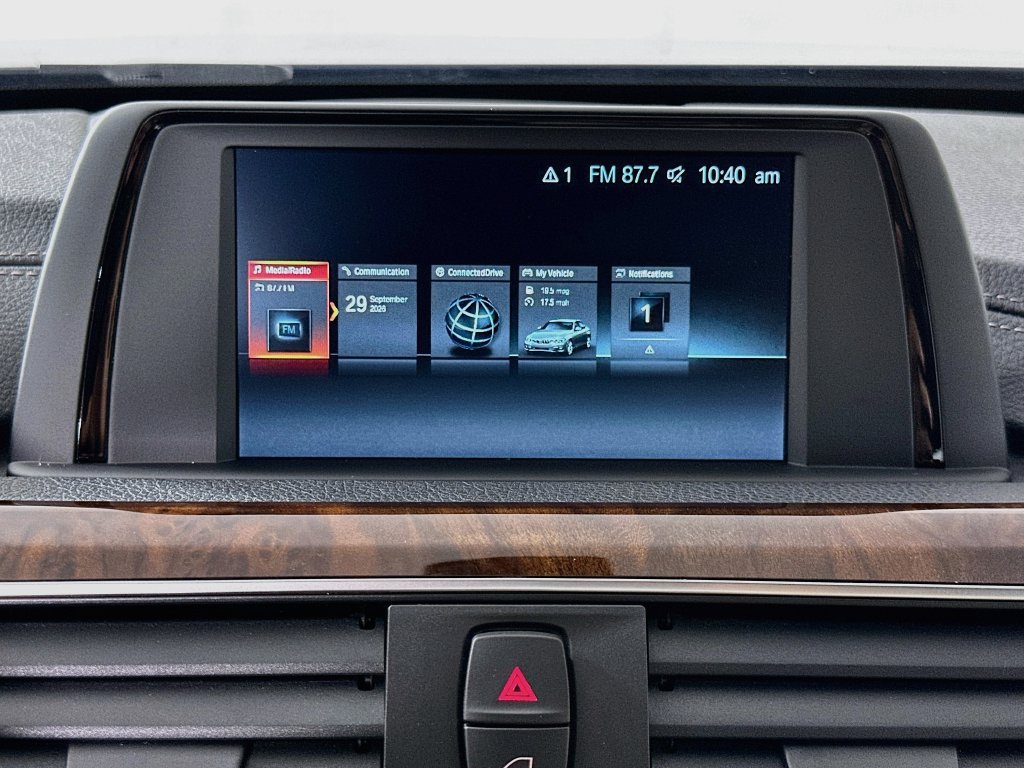 Used 2018 BMW 330i Sedan RWD image 14