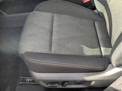 New 2026 Nissan Rogue SV image 4