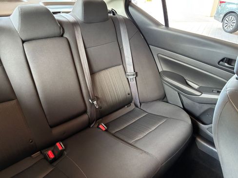 Used 2025 Nissan Altima 2.5 SV FWD image 37