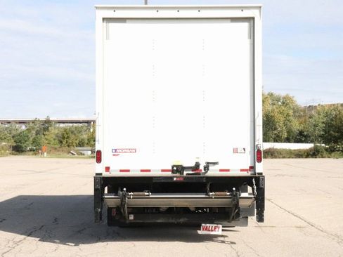 Used 2023 Chevrolet Low Cab Forward 5500XD RWD image 8