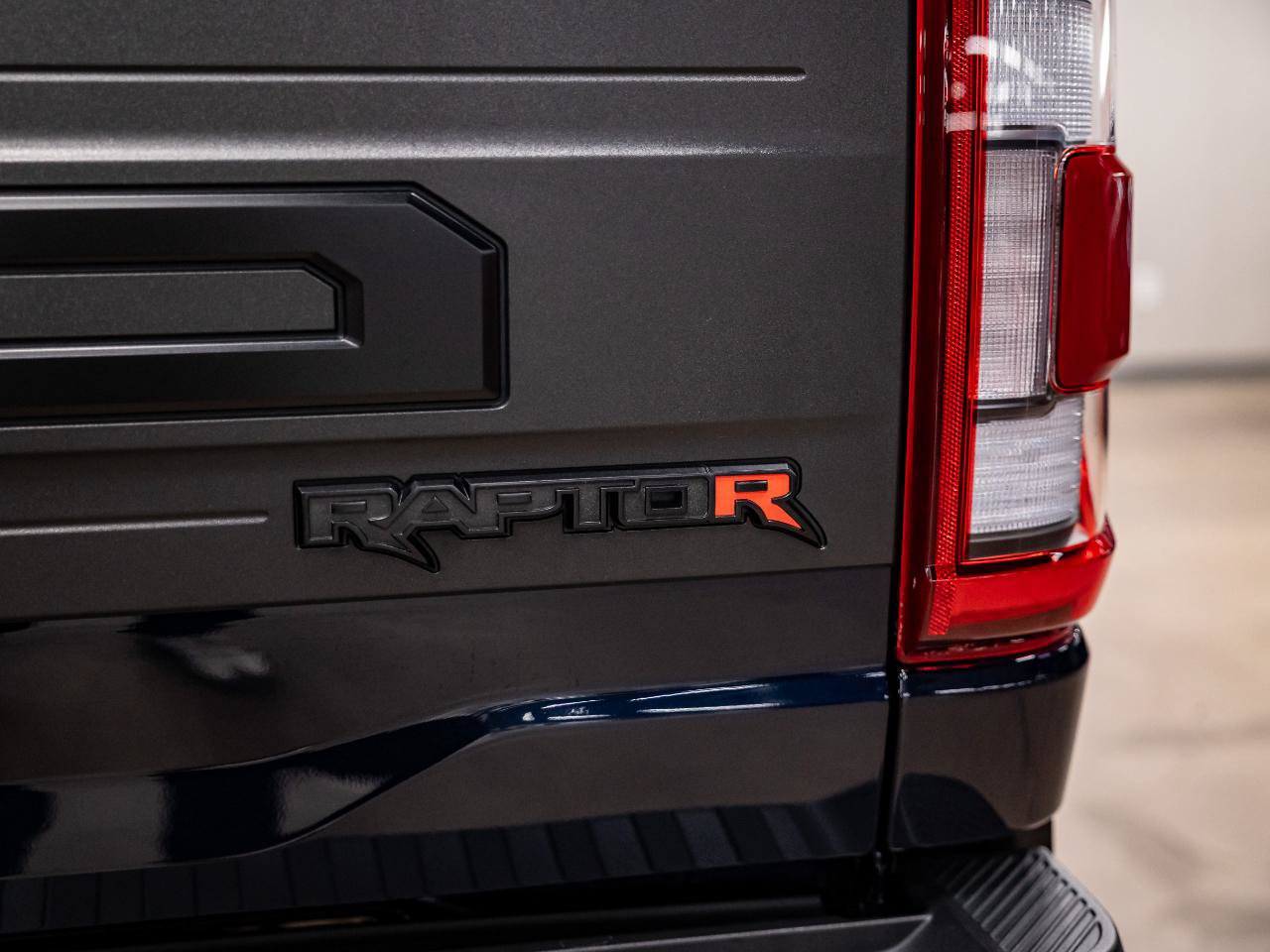 Used 2023 Ford F150 Raptor w/ Equipment Group 802A Raptor R AWD/4WD image 30