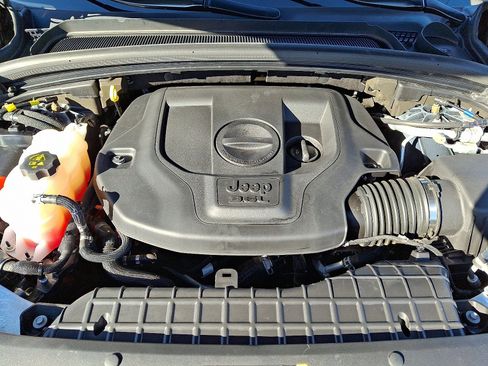 Used 2023 Jeep Grand Cherokee L Summit w/ Advanced Protech Group IV image 29