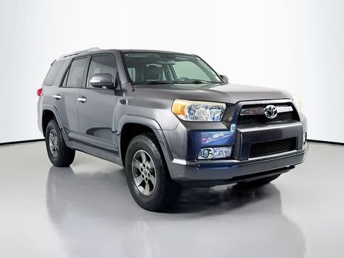 Used 2010 Toyota 4Runner Limited AWD/4WD image 3