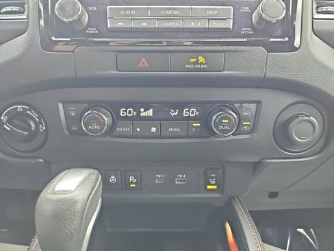 Used 2023 Nissan Frontier PRO-4X w/ Pro-4X Premium Package AWD/4WD image 21