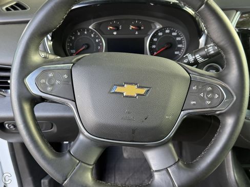 Certified 2023 Chevrolet Traverse LT FWD image 21