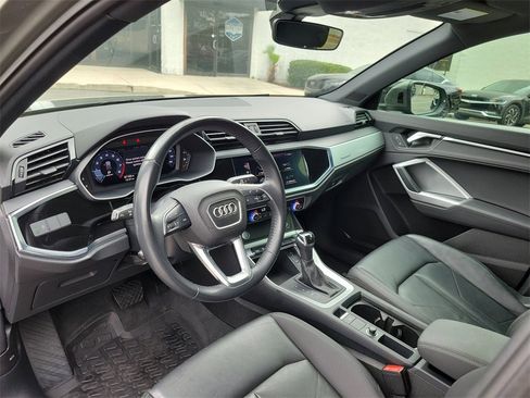 Used 2020 Audi Q3 2.0T Premium w/ Convenience Package image 24