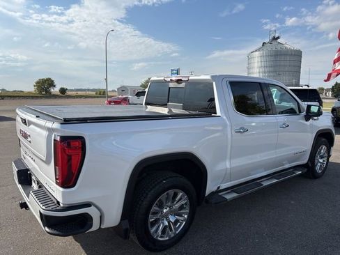 Used 2024 GMC Sierra 1500 Denali w/ Technology Package AWD/4WD image 6