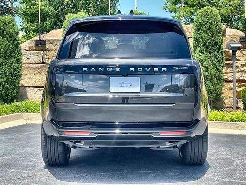 Used 2026 Land Rover Range Rover SE AWD/4WD image 4