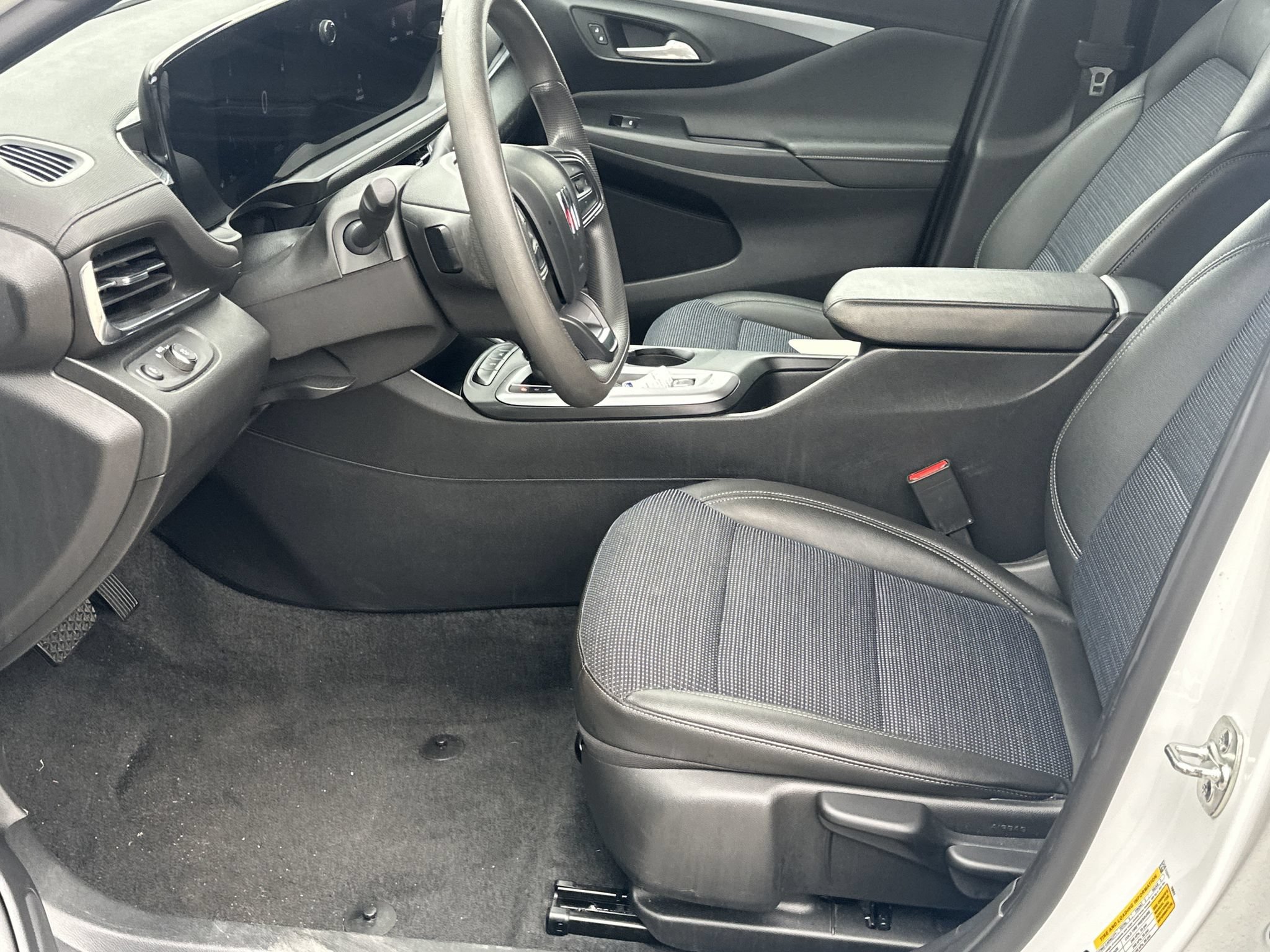 Used 2026 Buick Envista Preferred FWD image 7