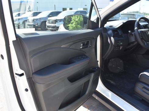 New 2026 Honda Ridgeline TrailSport image 13