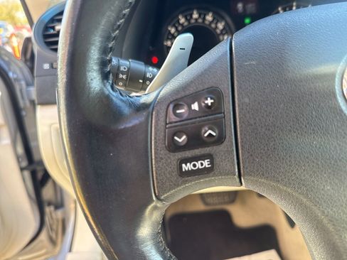 Used 2010 Lexus IS 250C image 20