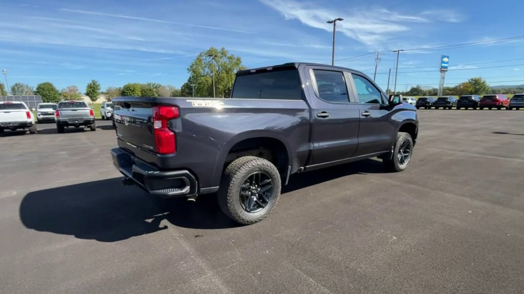 Used 2023 Chevrolet Silverado 1500 Custom Trail Boss AWD/4WD image 8