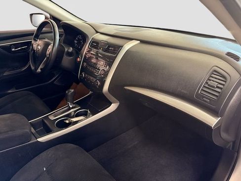 Used 2014 Nissan Altima 2.5 S FWD image 26