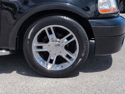 Used 2003 Ford F150 Harley-Davidson image 10