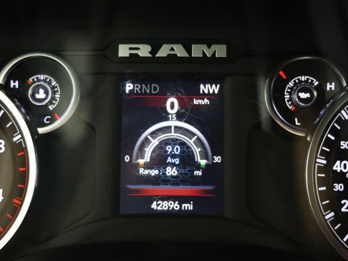 Used 2024 RAM 5500 Tradesman w/ Max Tow Package AWD/4WD image 10