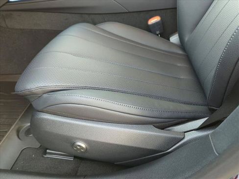 Used 2026 Mercedes-Benz E 350 Sedan image 4