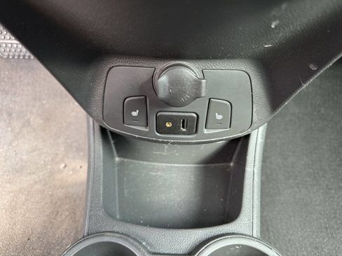 Used 2015 Chevrolet Spark LT image 19