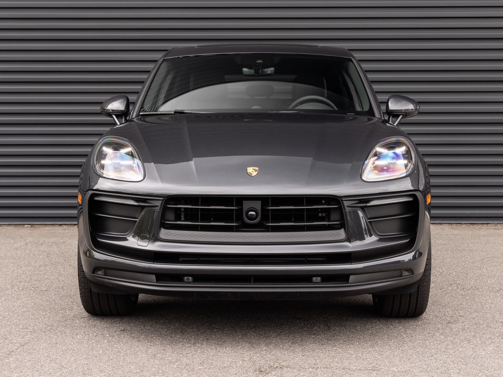 Certified 2026 Porsche Macan AWD/4WD image 7