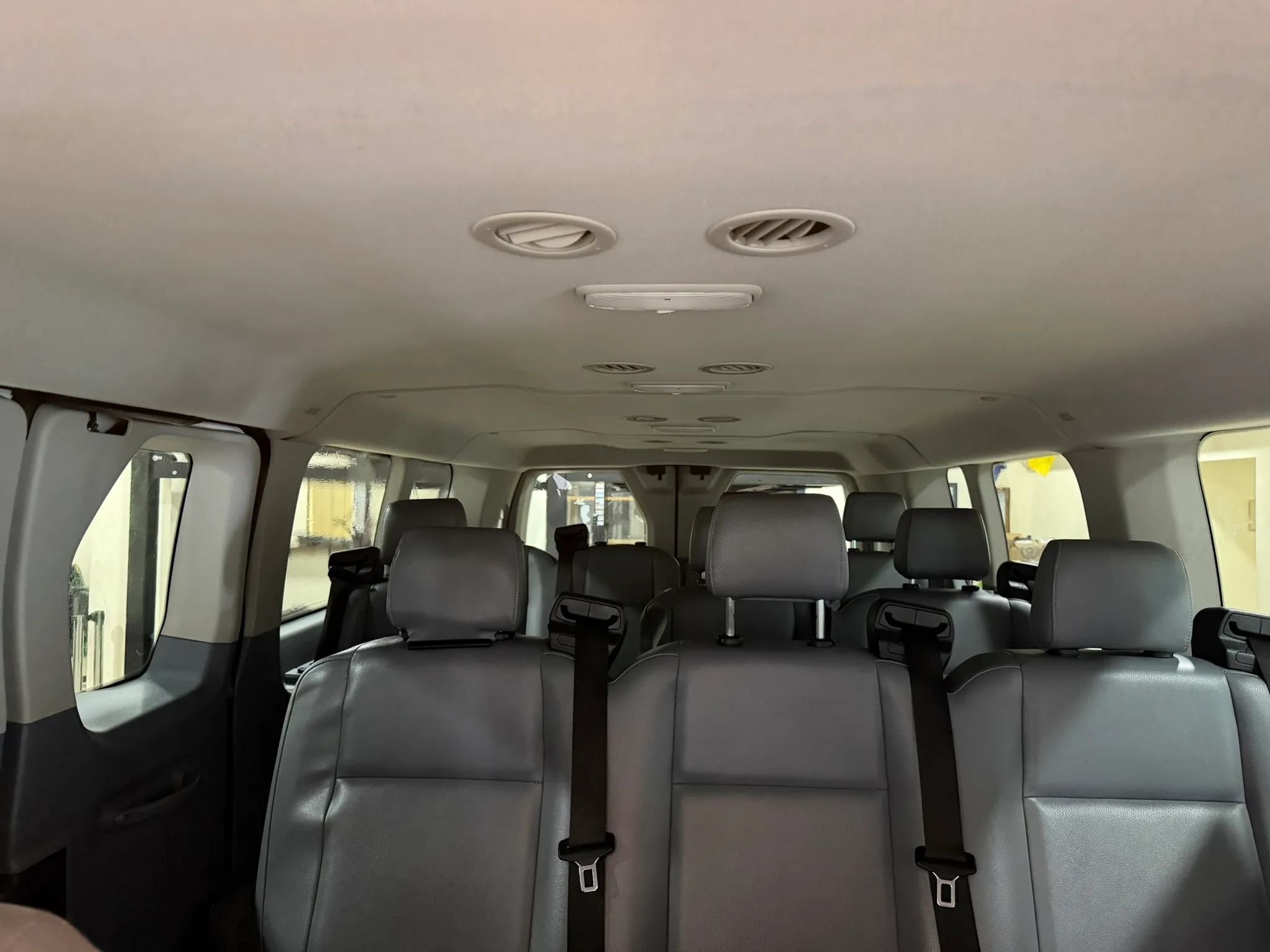 Used 2019 Ford Transit 350 XL RWD image 43