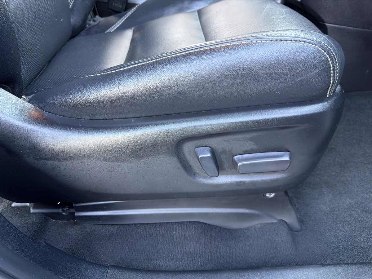 Used 2018 Toyota Sienna SE FWD image 42