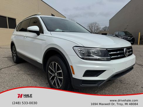 Used 2020 Volkswagen Tiguan SE AWD/4WD image 1
