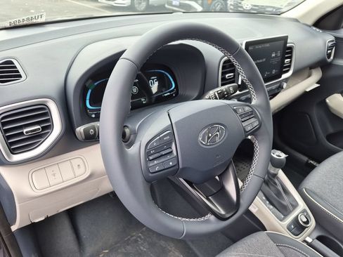 New 2026 Hyundai Venue SEL FWD image 14