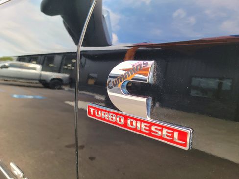 Used 2019 RAM 2500 Laramie image 24