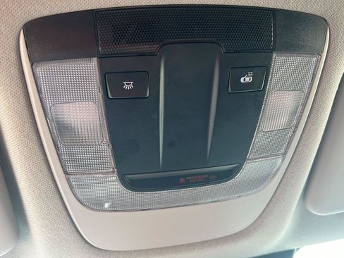 Used 2024 Kia Seltos LX AWD/4WD image 17