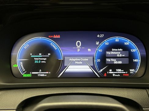 Used 2025 Toyota Crown Signia LIMITED NAV w/ Advanced Technology Package image 13