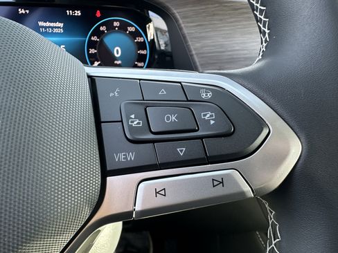 New 2026 Volkswagen Atlas SEL image 12