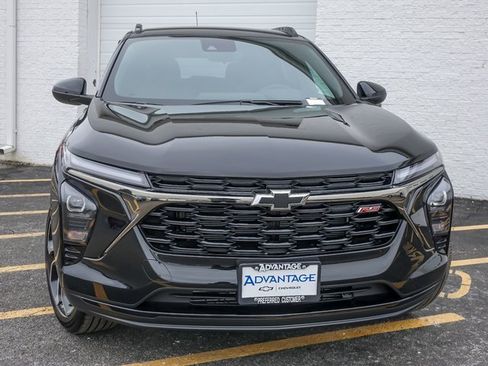 New 2026 Chevrolet Trax RS w/ Driver Confidence Package image 10