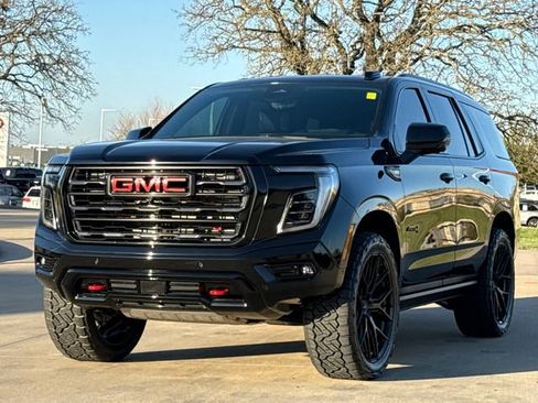 Used 2025 GMC Yukon AT4 Ultimate AWD/4WD image 3
