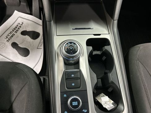 Used 2020 Ford Explorer XLT w/ Comfort Package image 17