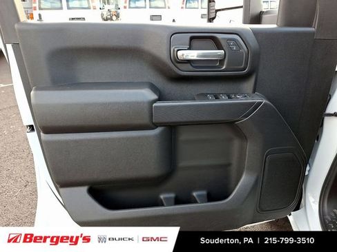 New 2025 GMC Sierra 2500 Pro w/ Convenience Package image 10