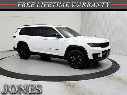 Used 2025 Jeep Grand Cherokee L Altitude