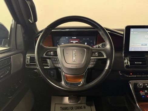 Used 2020 Lincoln Navigator L Reserve w/ Luxury Package AWD/4WD image 28