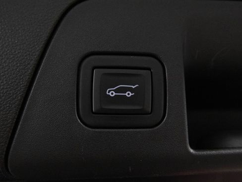 Certified 2023 Buick Envision Preferred w/ Sport Touring Package image 36