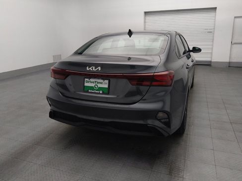 Used 2024 Kia Forte LXS w/ LXS Technology Package FWD image 7
