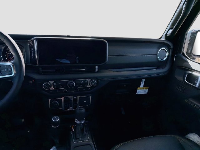 New 2027 Jeep Wrangler Unlimited Sahara AWD/4WD image 22