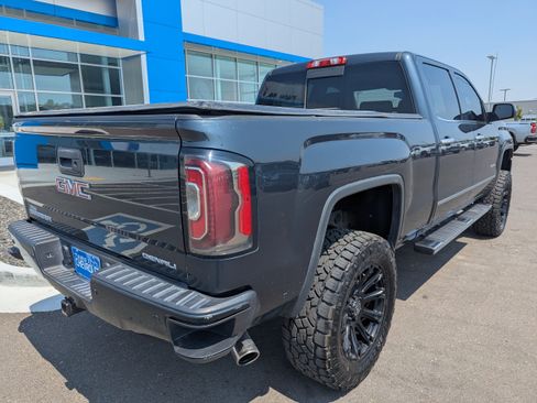 Used 2017 GMC Sierra 1500 Denali AWD/4WD image 33