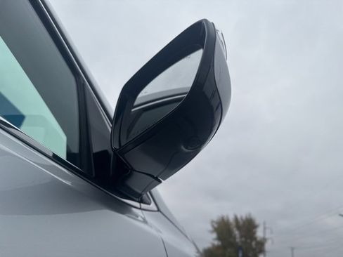 Used 2017 Hyundai Santa Fe Sport w/ 2.0T Ultimate Tech Package 05 image 11