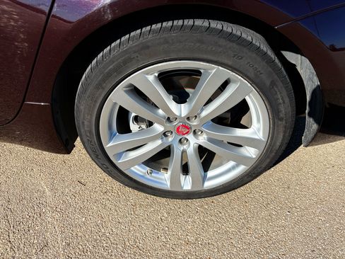 Used 2014 Jaguar XJ L Portfolio image 8