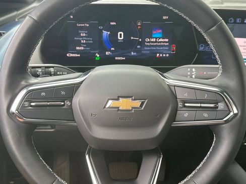 Used 2024 Chevrolet Equinox EV LT AWD/4WD image 34