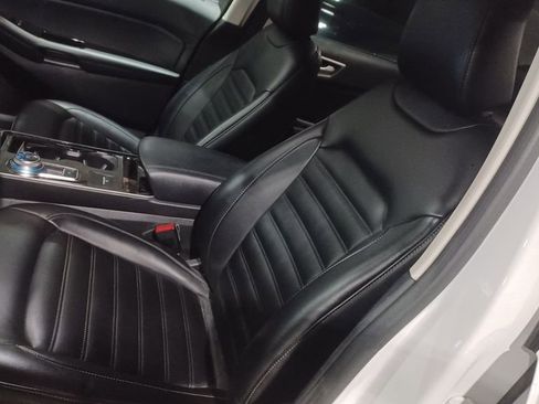 Used 2020 Ford Edge SEL w/ Convenience Package image 6