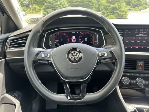 Used 2021 Volkswagen Jetta SEL Premium FWD image 8