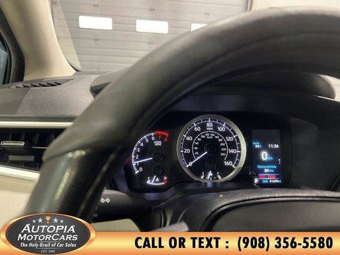 Used 2020 Toyota Corolla LE image 22