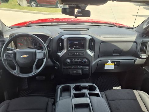 Used 2025 Chevrolet Silverado 1500 Custom w/ Turbomax Blackout Package RWD image 10